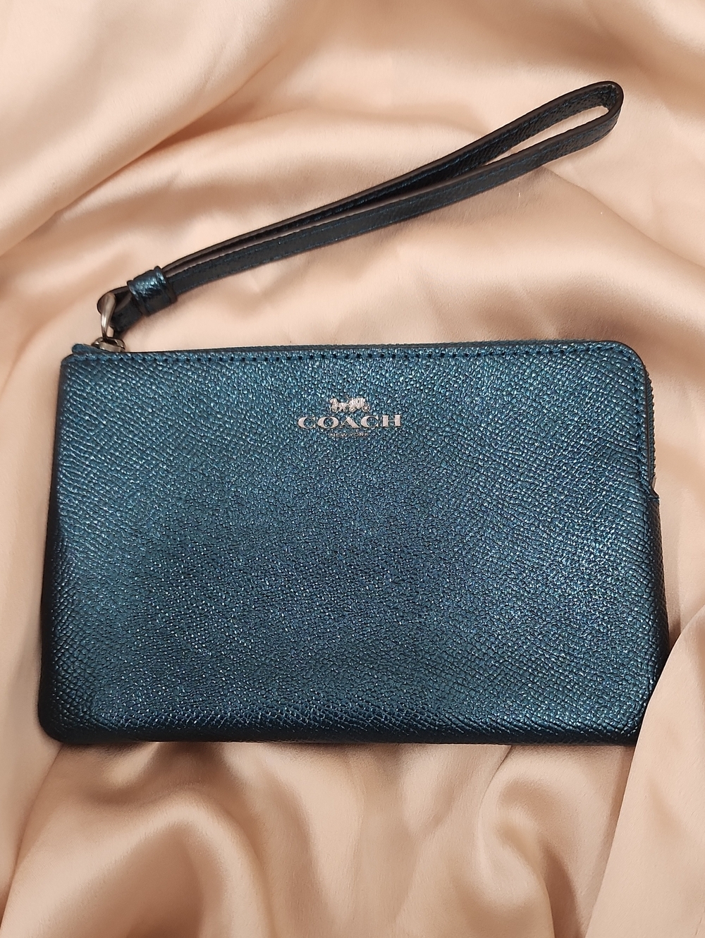 Coach Metallic Blue Corner Zip Wristlet